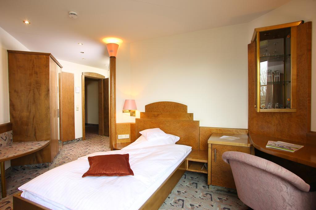Hotel Brielhof Хехинген Екстериор снимка